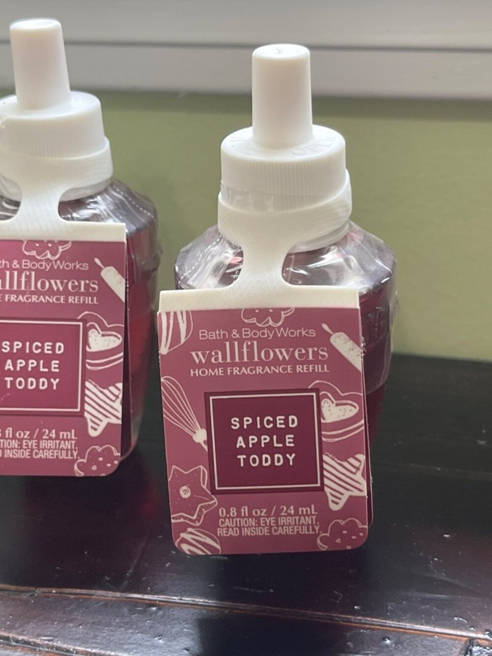 Bath & Body Works Wallflowers Spiced Apple Toddy Home Fragrance Refill 0.8oz U76 - Picture 2 of 4